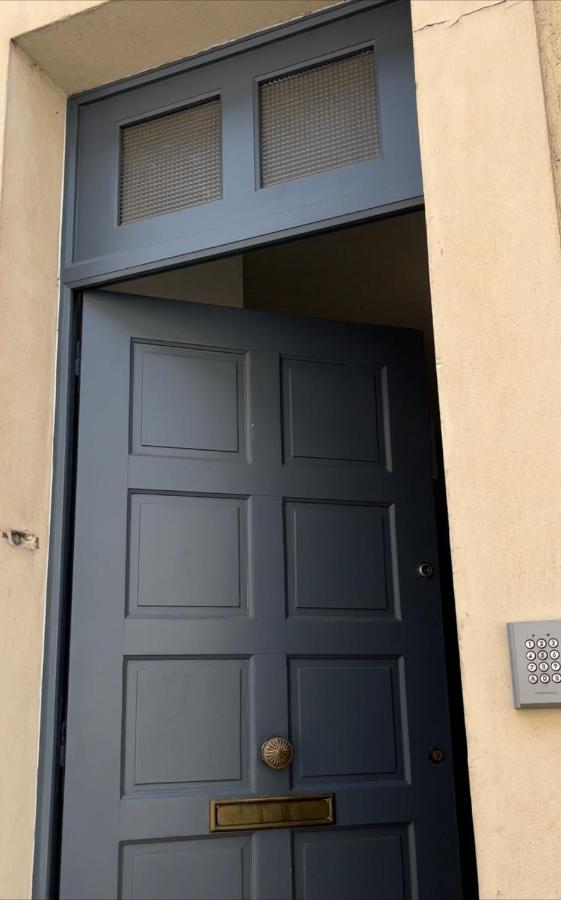 Le Quai 3 - Studio Neuf Lumineux Calme - Clim - Wifi - Gare A 200M Agen Luaran gambar